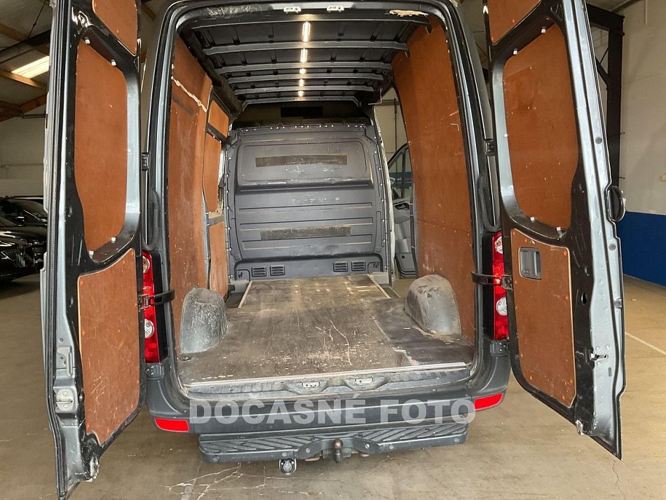 Volkswagen Crafter 2.0TDi  L2H2