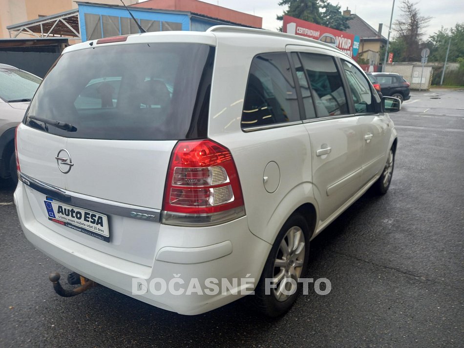 Opel Zafira 1.7 CDTi  7míst