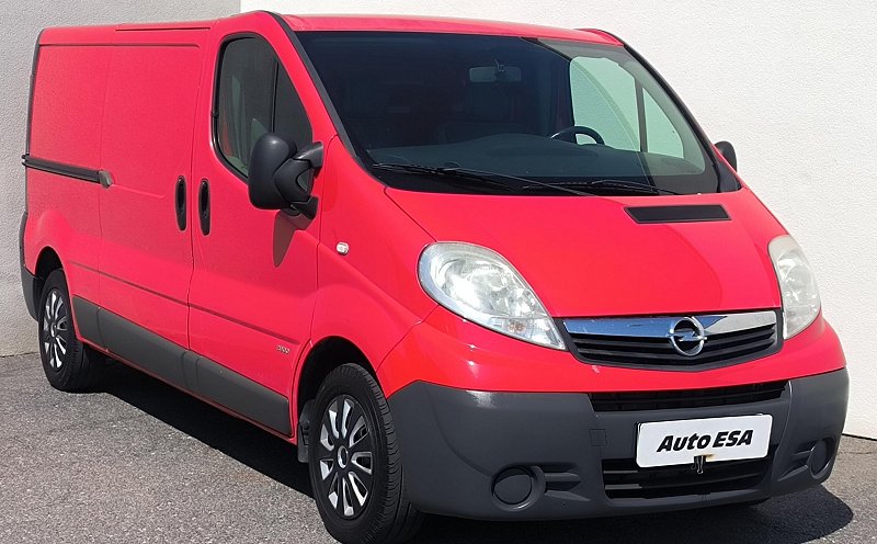 Opel Vivaro 2.0CDTi  L2H1