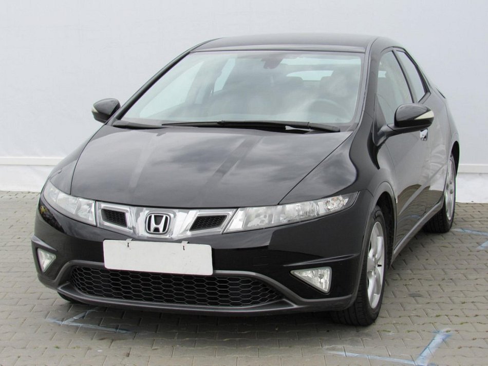 Honda Civic 1.8 i-VTEC Sport