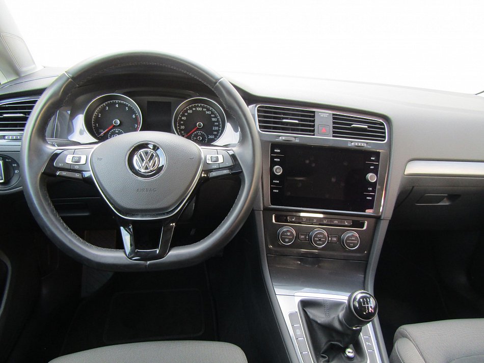 Volkswagen Golf 1.5TSI Highline