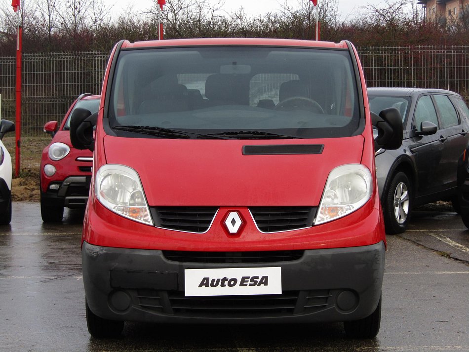 Renault Trafic 2.0dCi  6míst