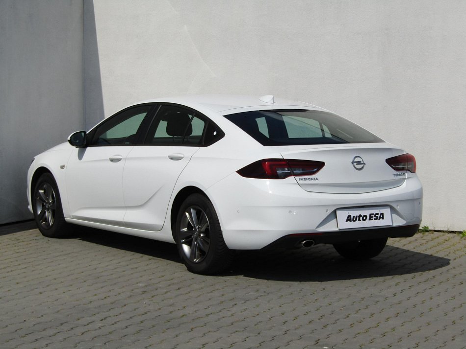 Opel Insignia 2.0CDTi 