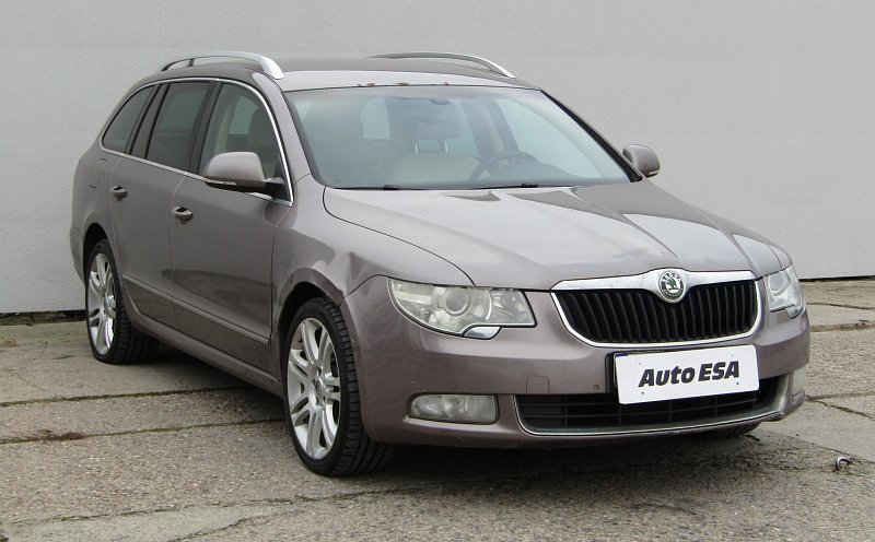 Škoda Superb II 2.0 TDi Elegance 4x4