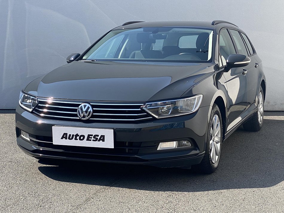 Volkswagen Passat 2.0 TDi Trendline