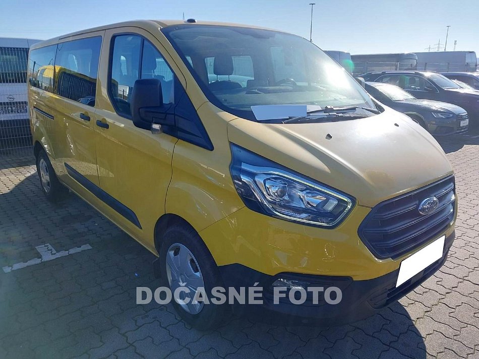 Ford Transit Custom 2.0TDCi Trend L2 8míst