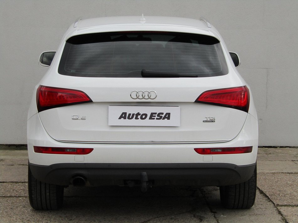 Audi Q5 2.0TDi S-line