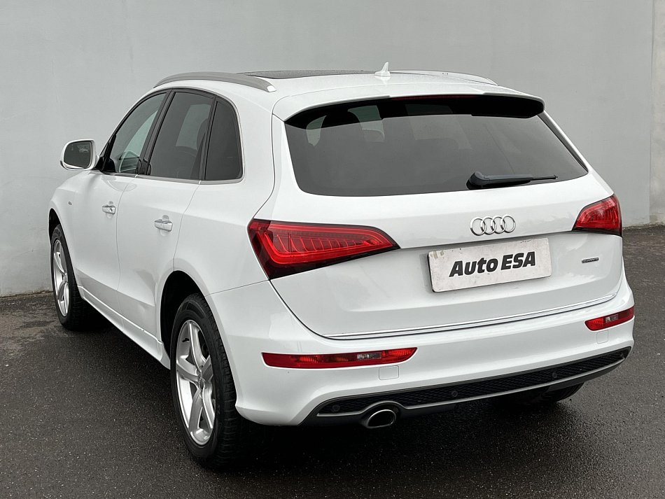 Audi Q5 2.0 TDI S-line 4x4