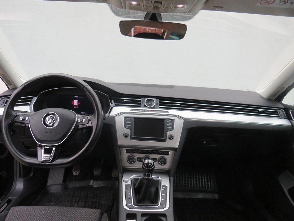 Volkswagen Passat 2.0TDi 