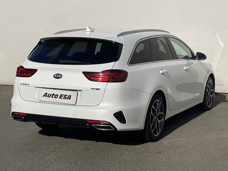 Kia Ceed 1.6 CRDi GT Line