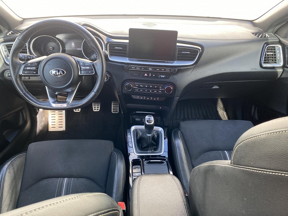 Kia Ceed 1.6 CRDi GT Line