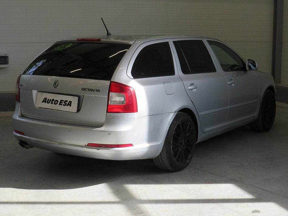 Škoda Octavia II 2.0 TDi RS