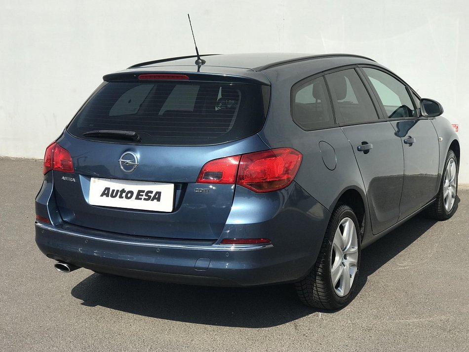 Opel Astra 2.0 CDTi 