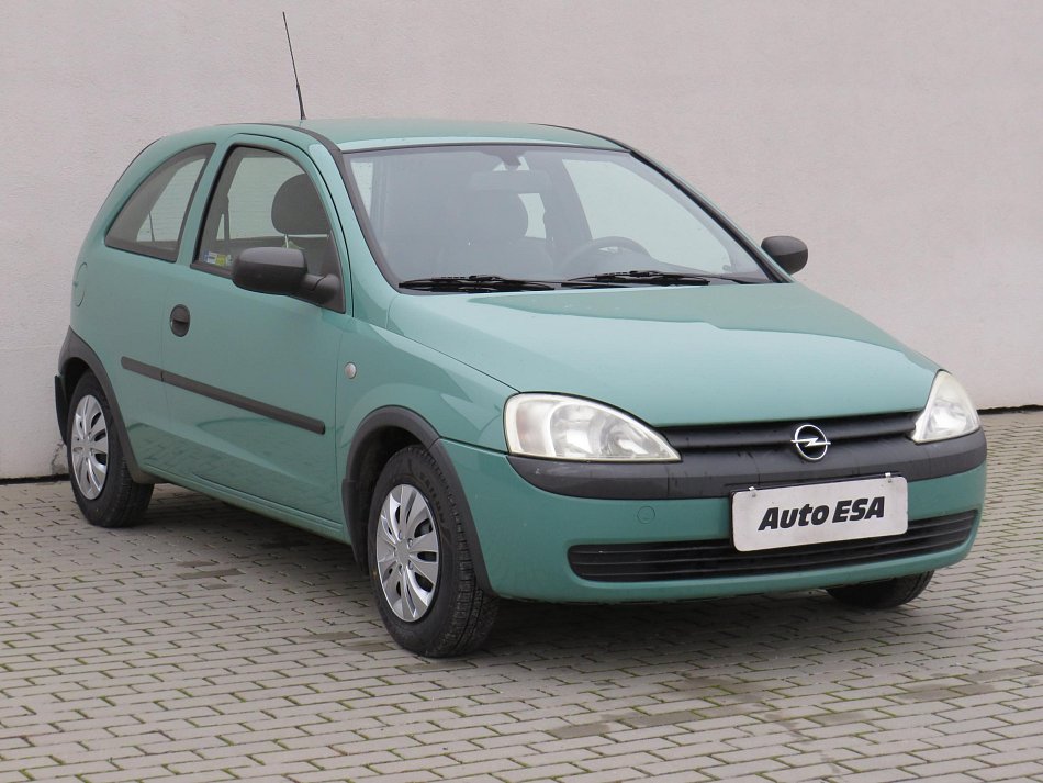 Opel Corsa 1.0 i 