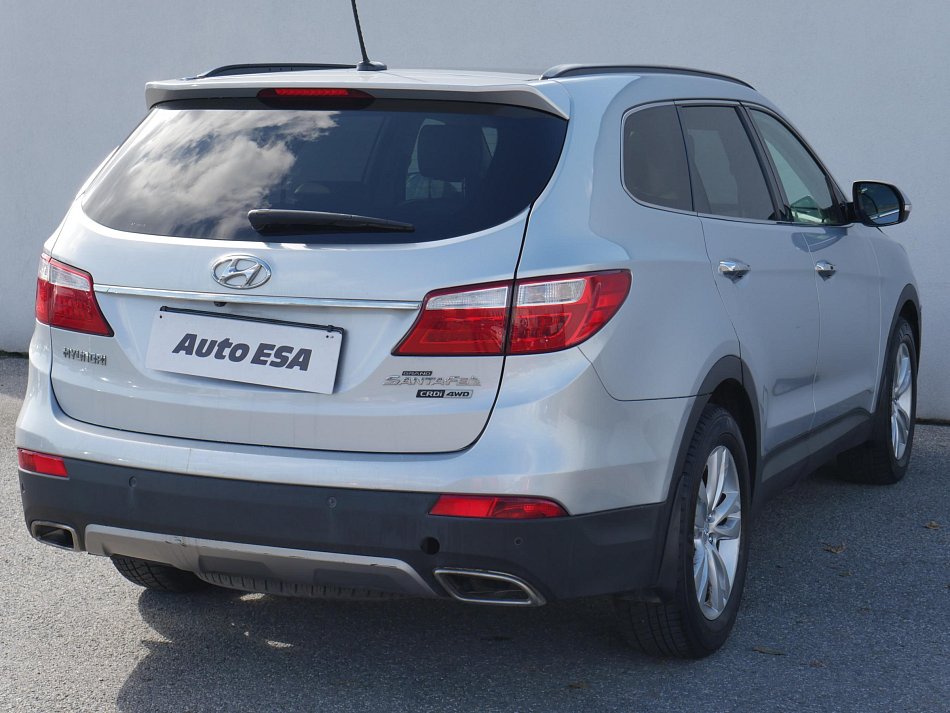 Hyundai Santa Fe 2.2CRDi  4x4, 7míst