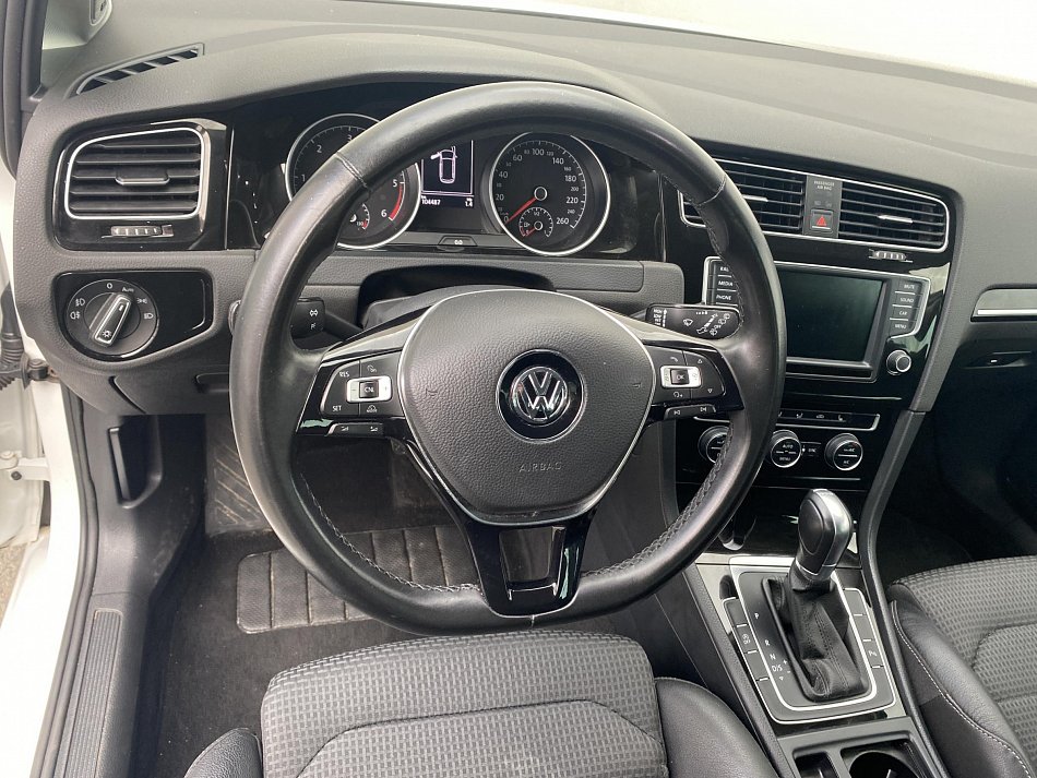 Volkswagen Golf 2.0TDi 