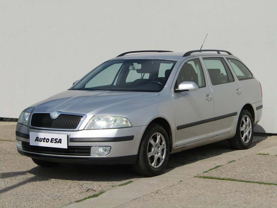 Škoda Octavia II 1.6i Ambiente