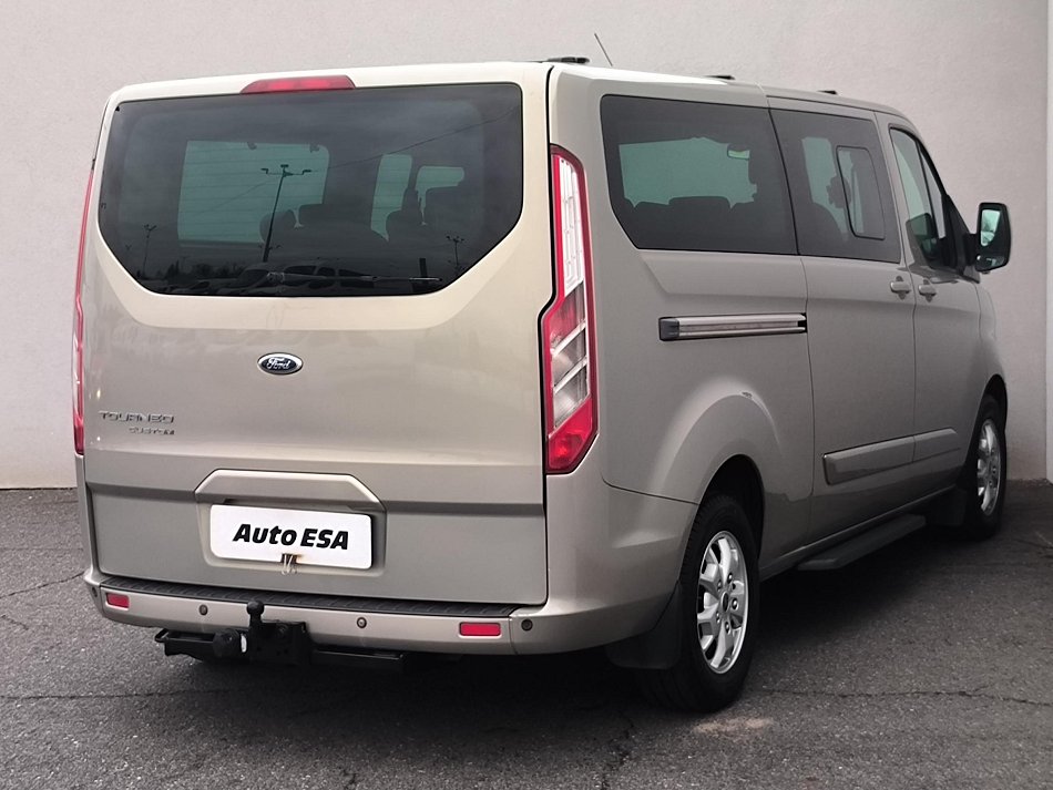 Ford Tourneo Custom 2.2TDCi Limited L2 8míst