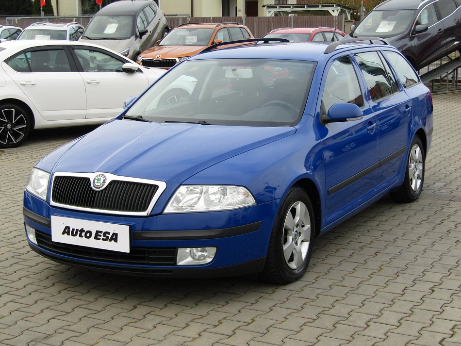 Škoda Octavia II 1.6 FSi Ambiente