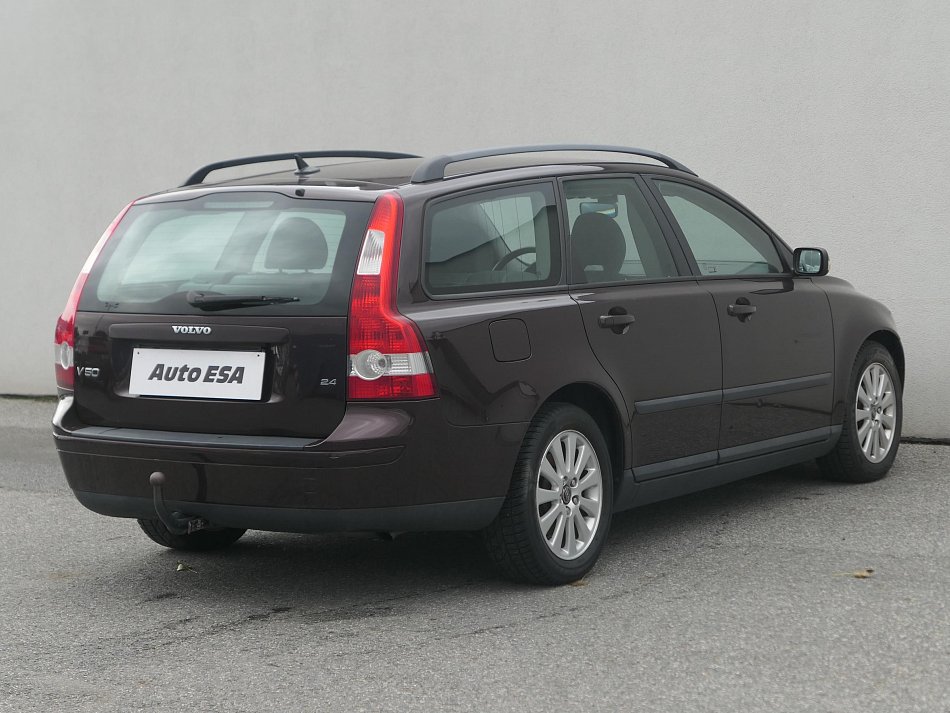 Volvo V50 2.4i 