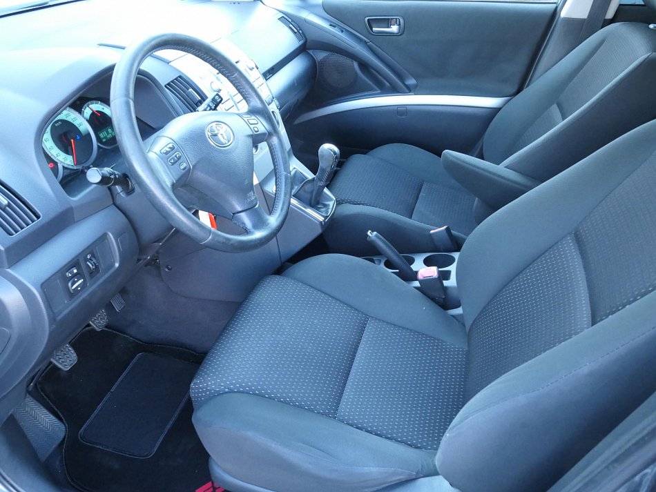 Toyota Corolla Verso 1.6 i 