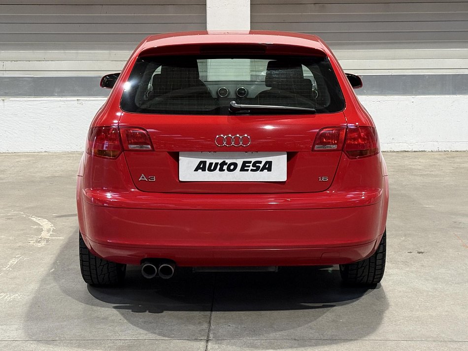 Audi A3 1.6i 