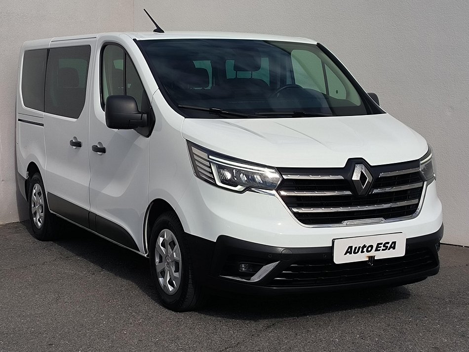 Renault Trafic 2.0dCi Equilibre 9míst