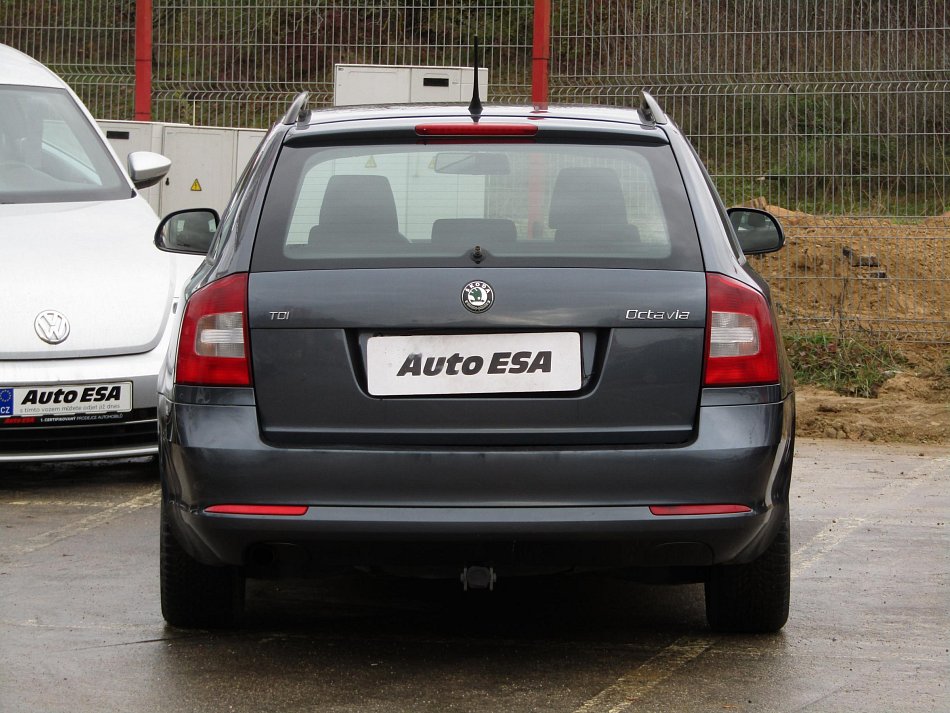 Škoda Octavia 1.6tdi Ambiente