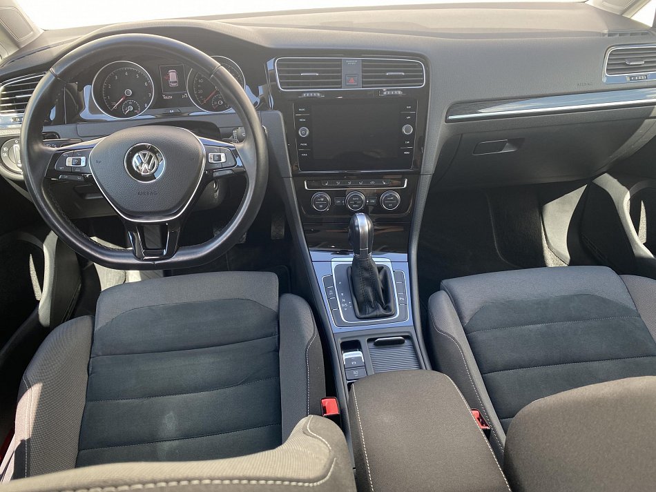 Volkswagen Golf 1.5 TSi Highline