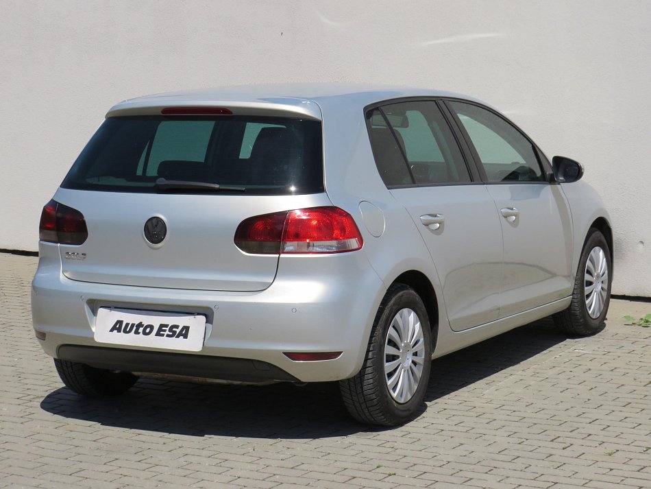 Volkswagen Golf 1.4i 