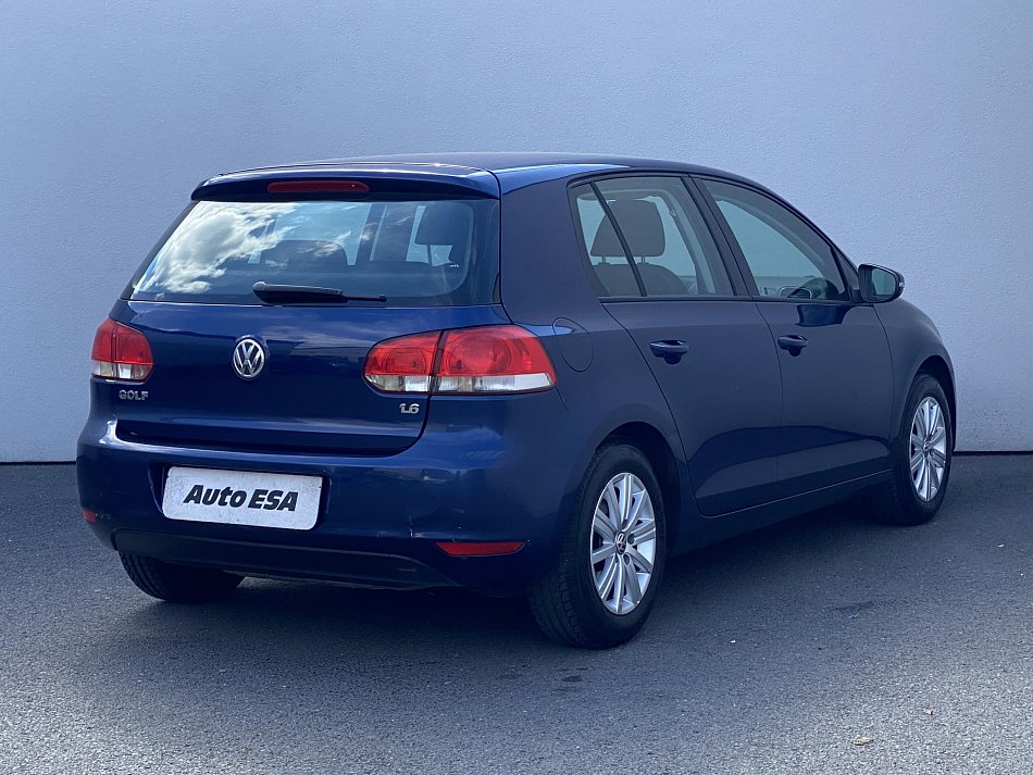 Volkswagen Golf 1.6i 