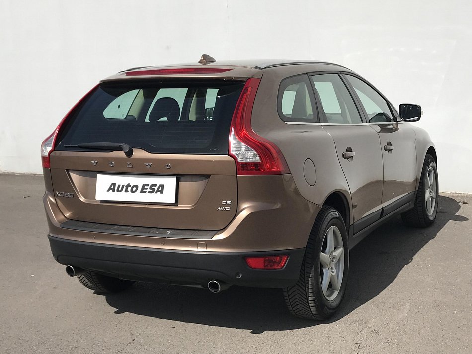 Volvo XC60 2.4D5 Summum 4x4