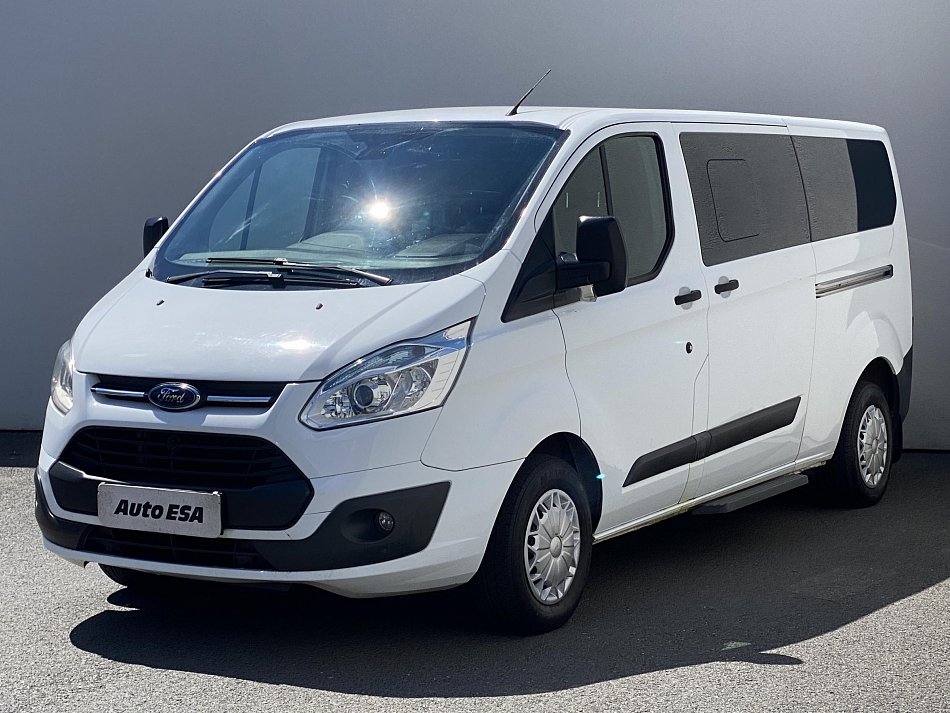 Ford Tourneo Custom 2.2TDCi Trend L2 9míst