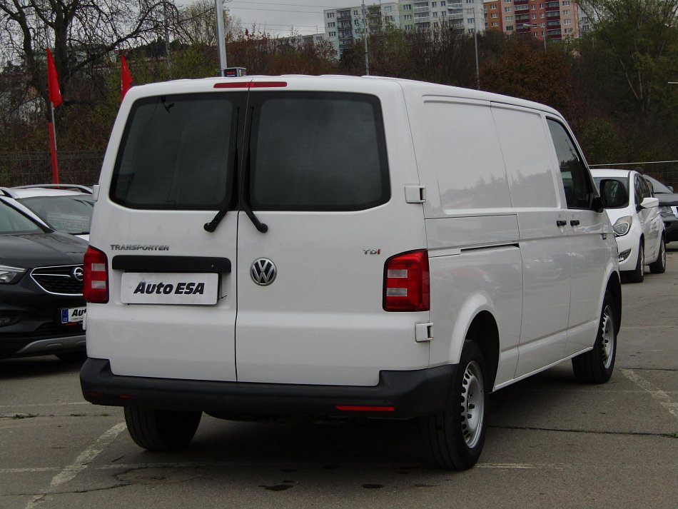 Volkswagen Transporter 2.0TDi  L2H1