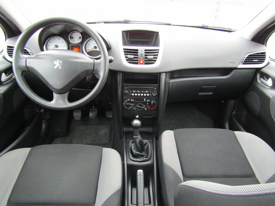 Peugeot 207 1.4i 