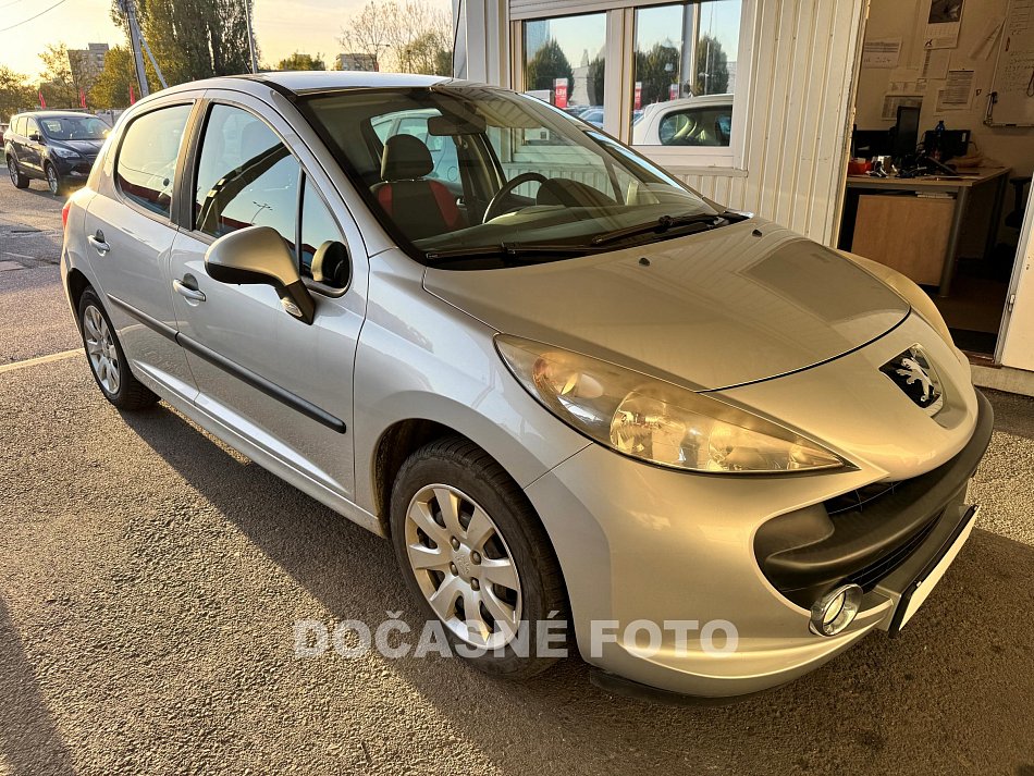 Peugeot 207 1.4i 