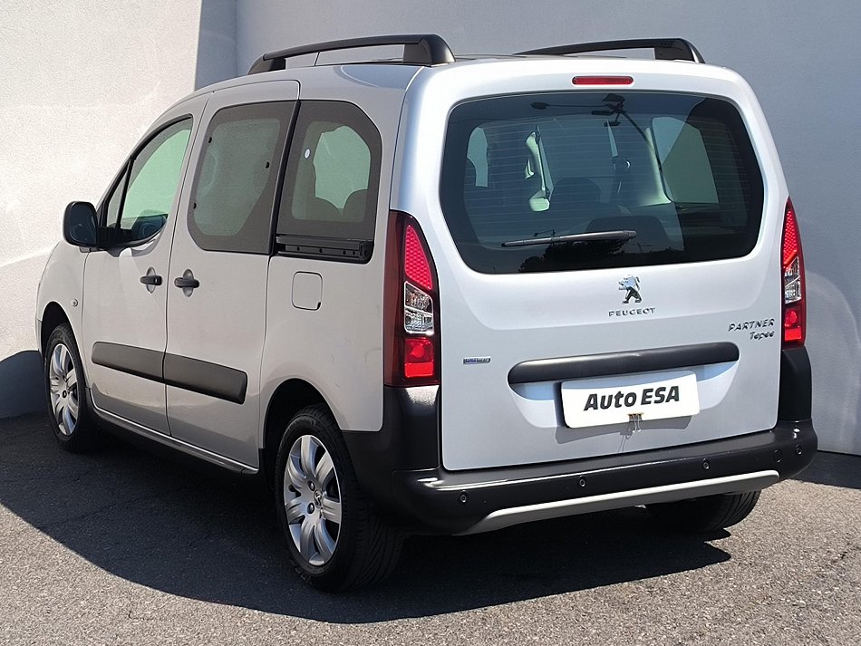 Peugeot Partner 1.2 PT Outdoor