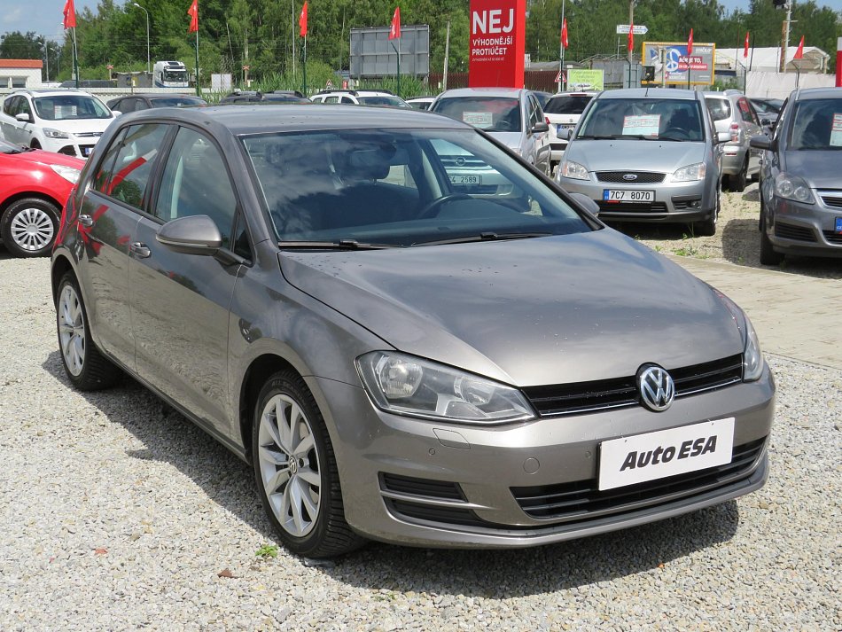 Volkswagen Golf 1.2 TSi 