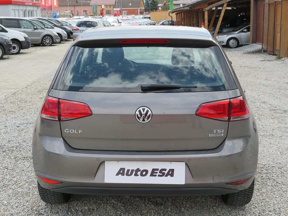 Volkswagen Golf 1.2 TSi 