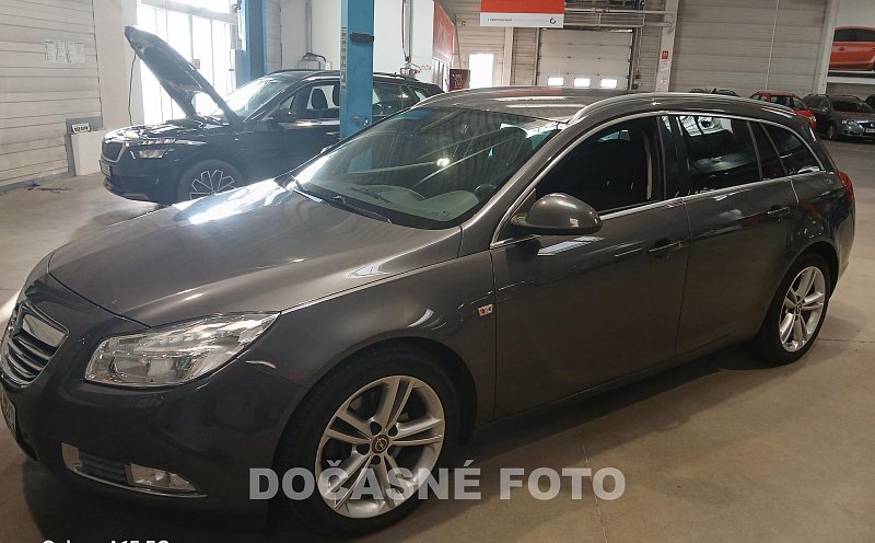 Opel Insignia 2.0CDTi 