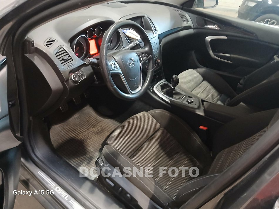 Opel Insignia 2.0CDTi 