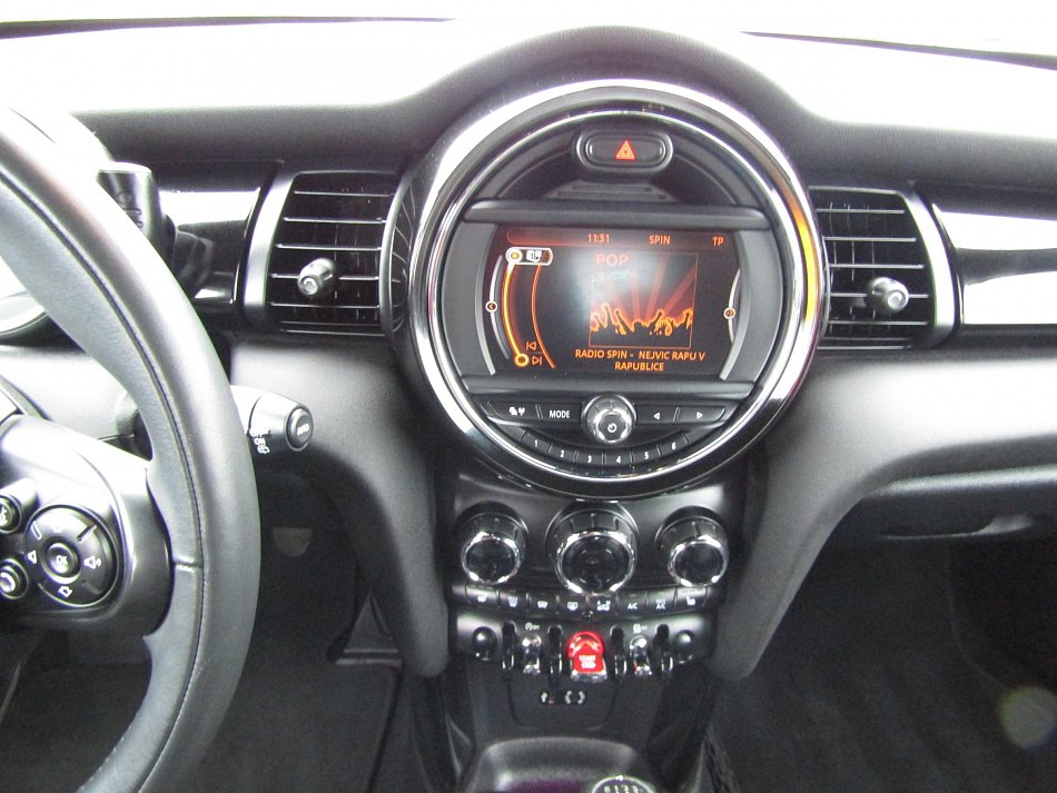 Mini Cooper 1.5i 