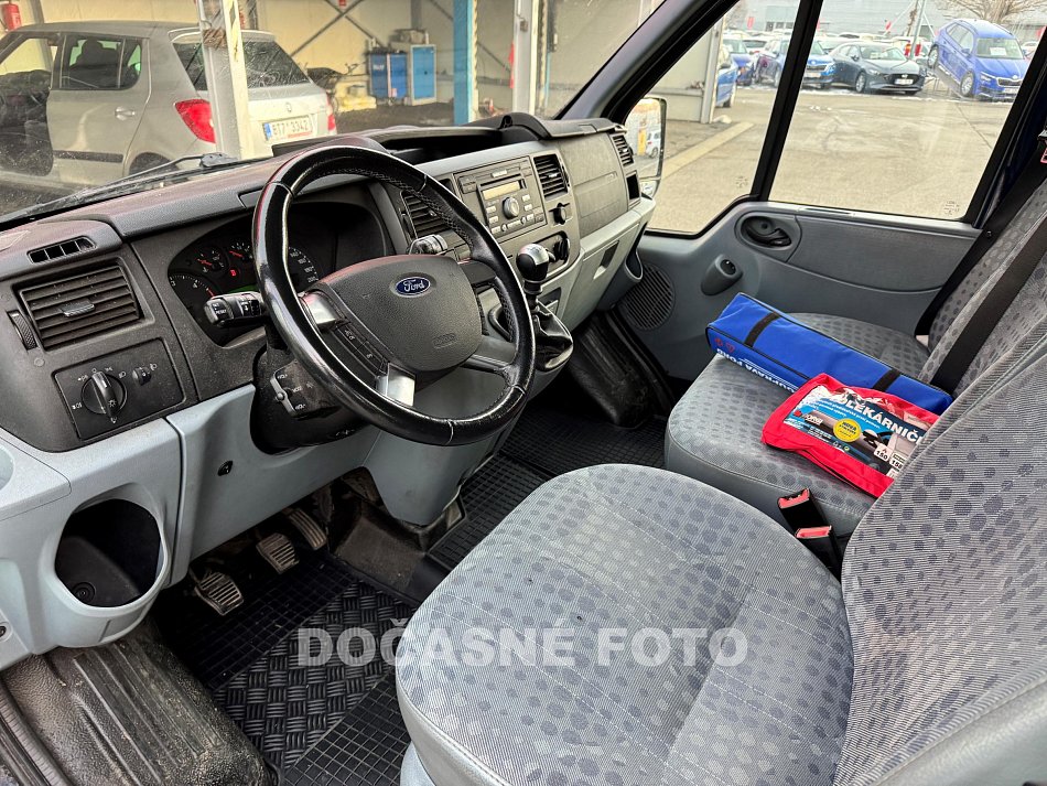 Ford Transit 2.2TDCi Trend L3H2 6míst