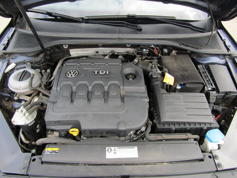 Volkswagen Passat 1.6TDi Highline