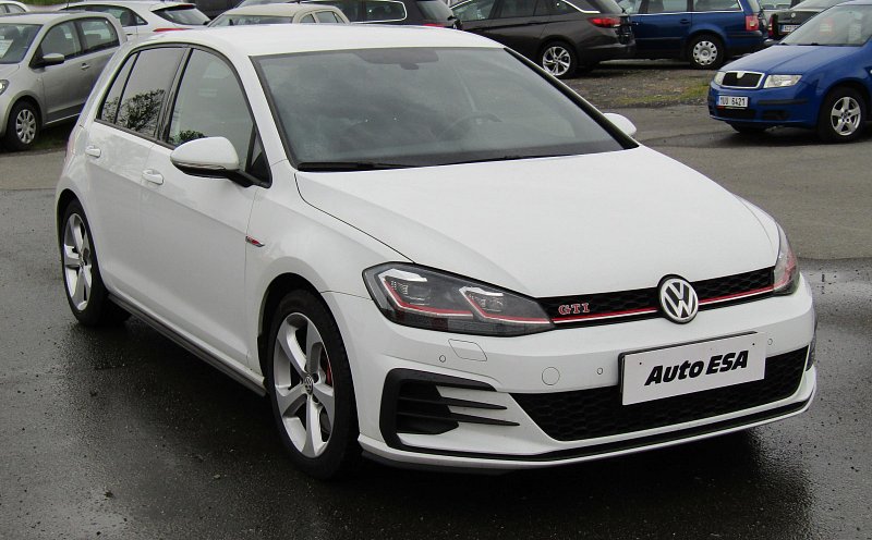 Volkswagen Golf 2.0TSi GTi