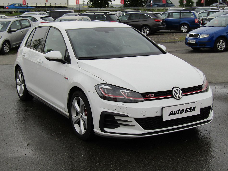 Volkswagen Golf 2.0TSi GTi