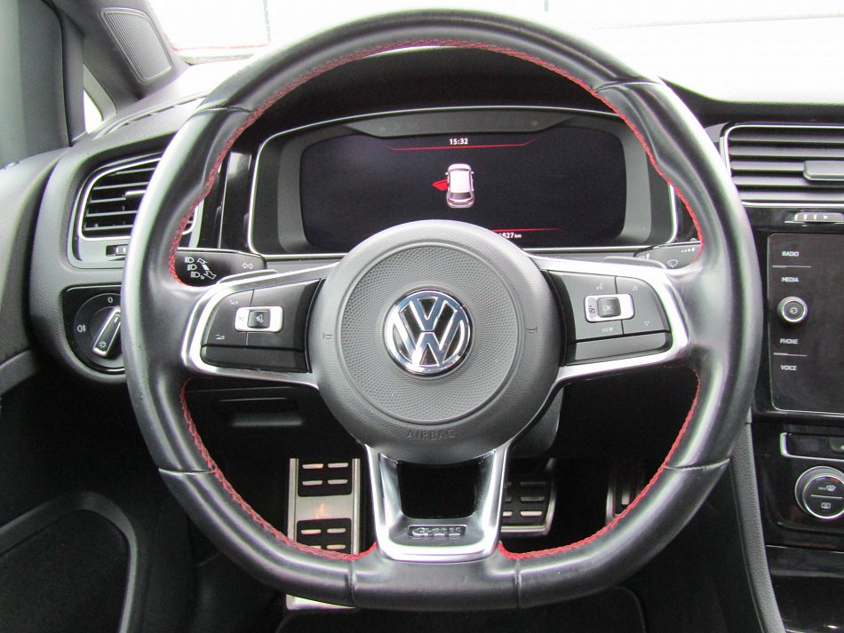 Volkswagen Golf 2.0TSi GTi