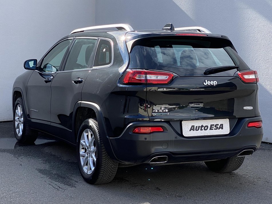 Jeep Cherokee 2.2 M- JET Longitude 4x4