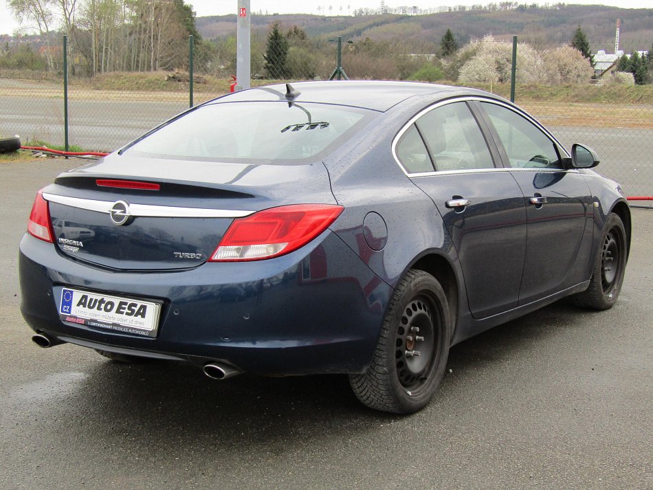 Opel Insignia 2.0T 