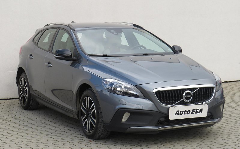 Volvo V40 2.0 D3 Cross Country